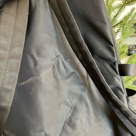 Lululemon Backpack - Picture 6 of 7